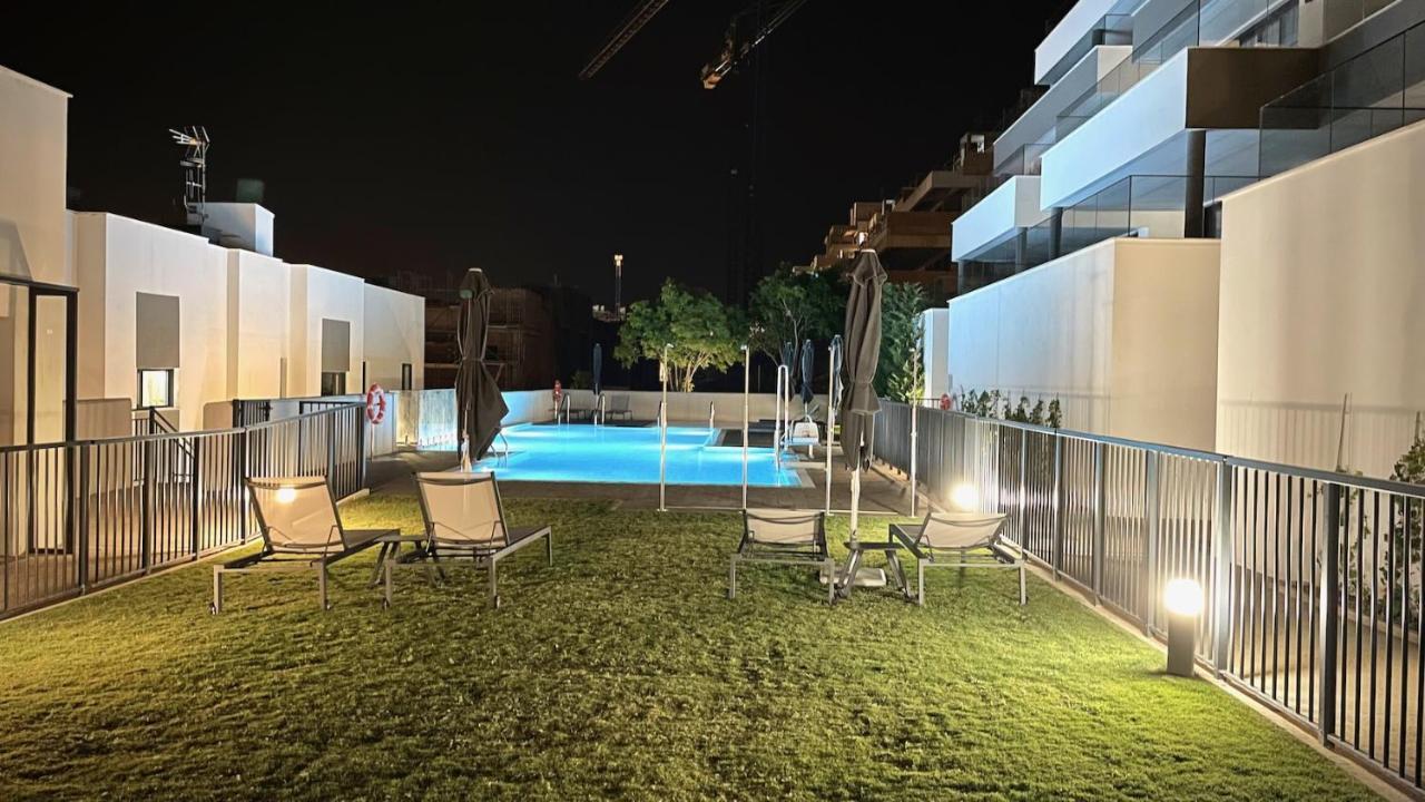 Estepona Place - Spacious Family City Apartment Екстер'єр фото