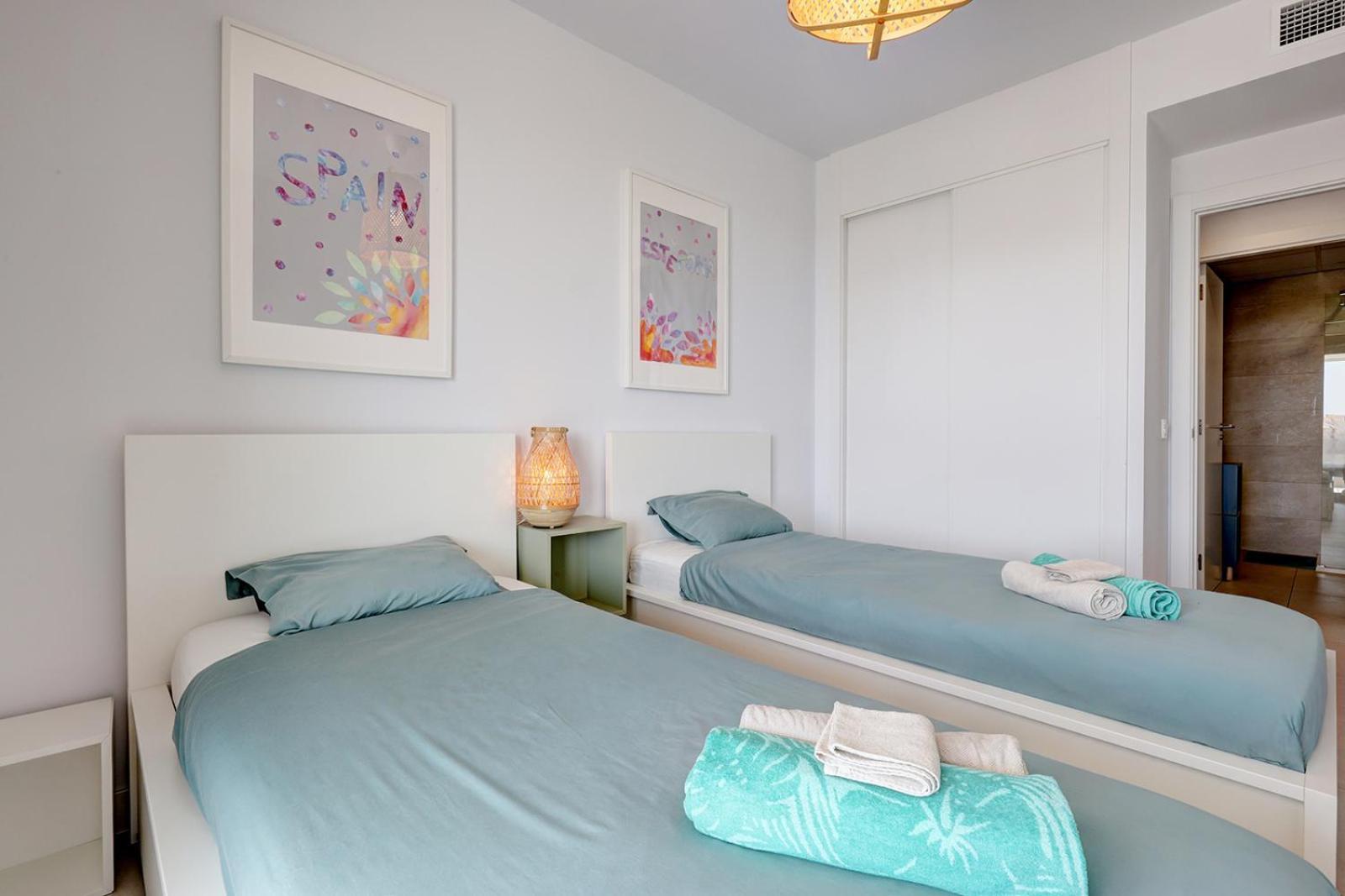 Estepona Place - Spacious Family City Apartment Екстер'єр фото