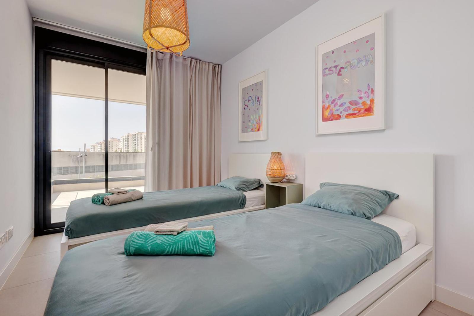 Estepona Place - Spacious Family City Apartment Екстер'єр фото