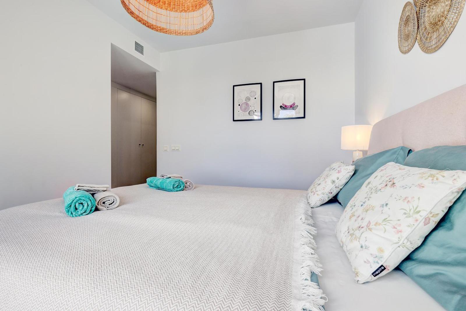 Estepona Place - Spacious Family City Apartment Екстер'єр фото