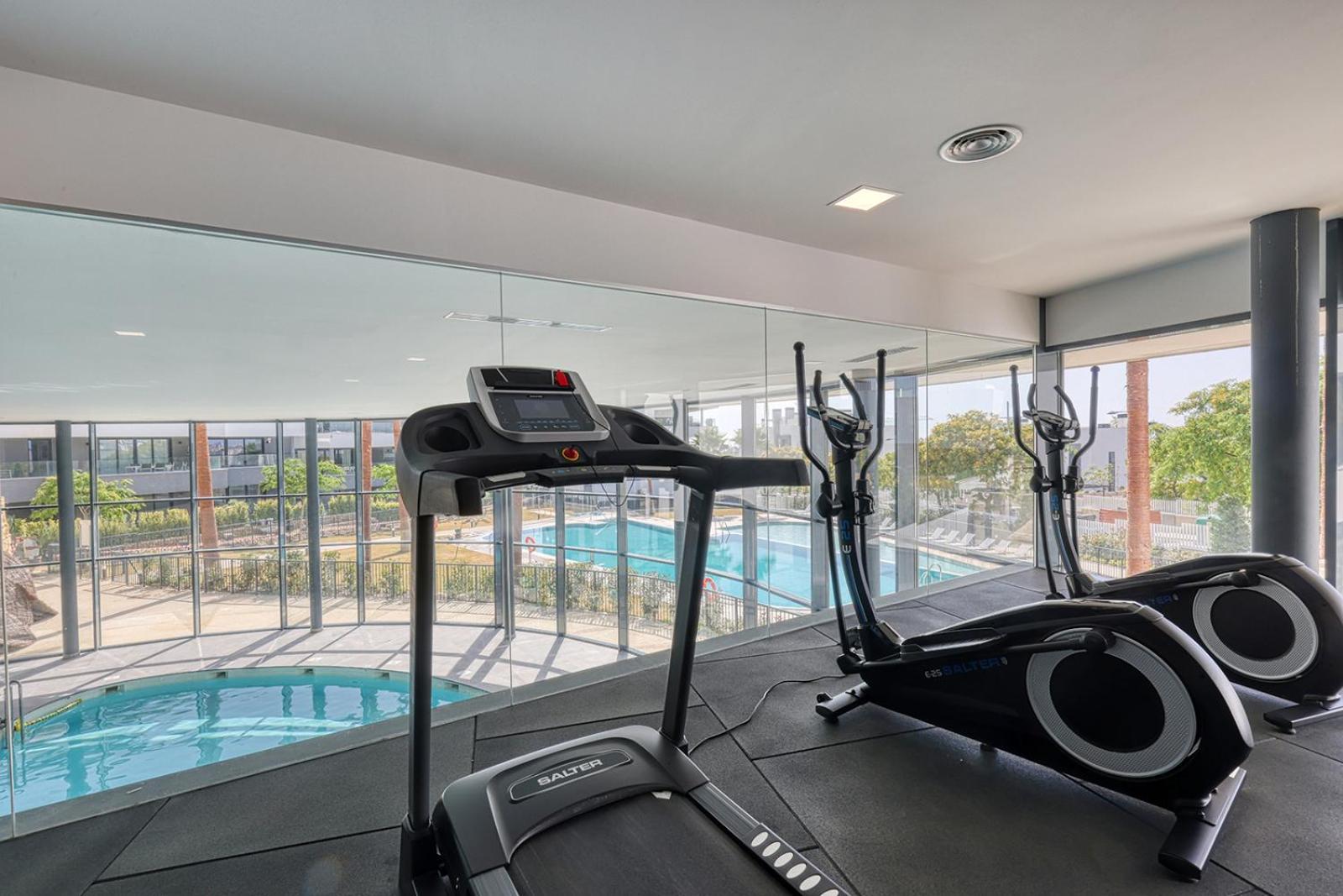 Estepona Place - Spacious Family City Apartment Екстер'єр фото