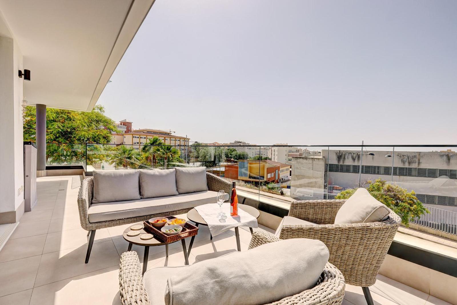 Estepona Place - Spacious Family City Apartment Екстер'єр фото