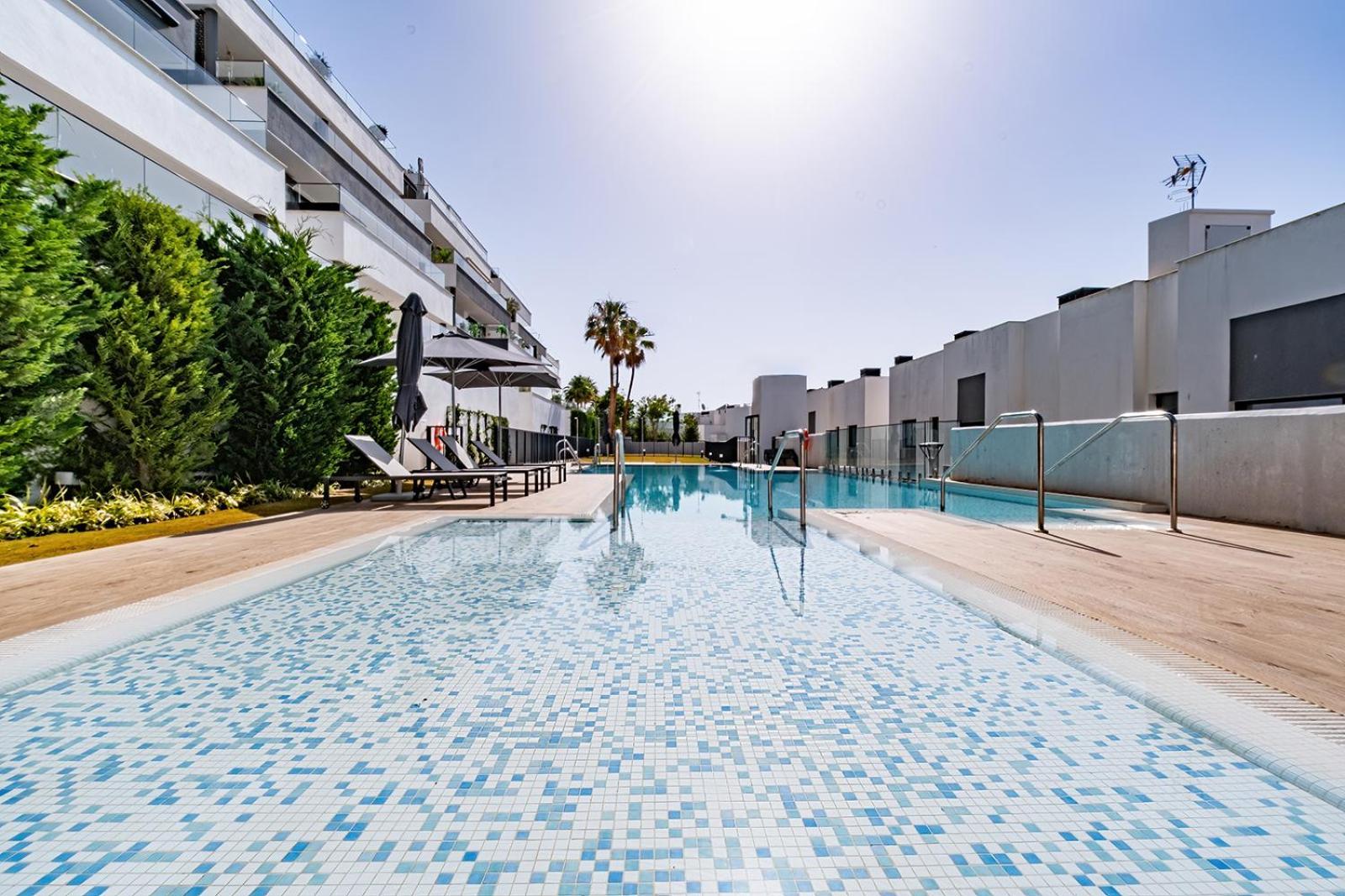 Estepona Place - Spacious Family City Apartment Екстер'єр фото